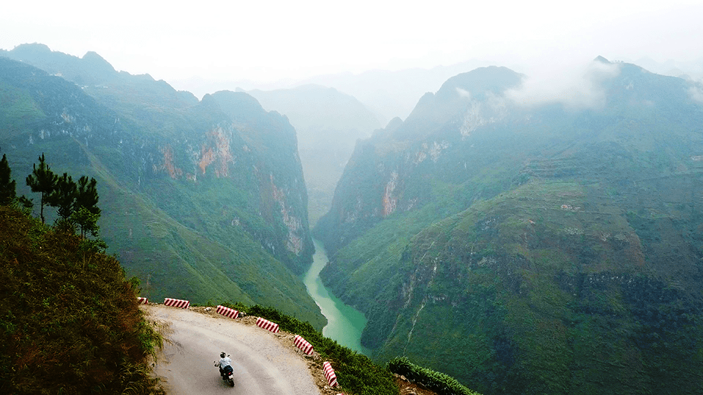 ha giang ma pi leng pass motorbike vietnam