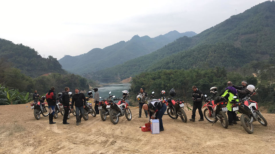How to travel from Hanoi to Sapa by motorbike for newbies