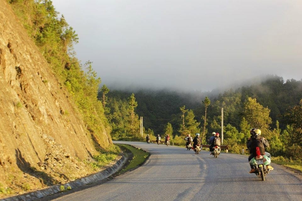 Road to Ha Giang