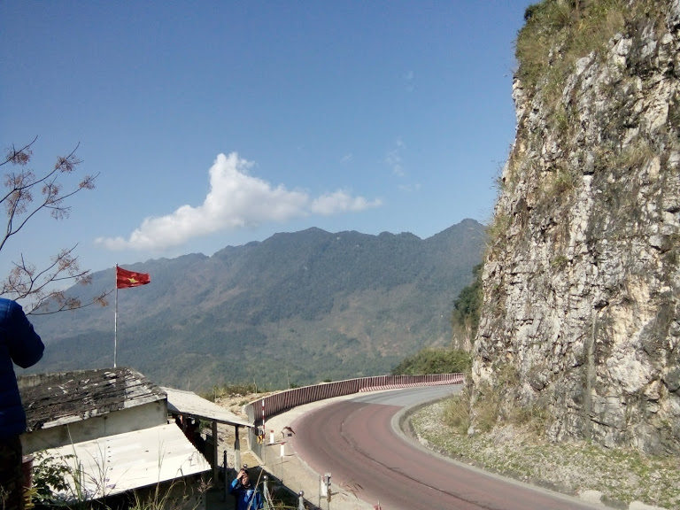 Pass road in Mai Chau