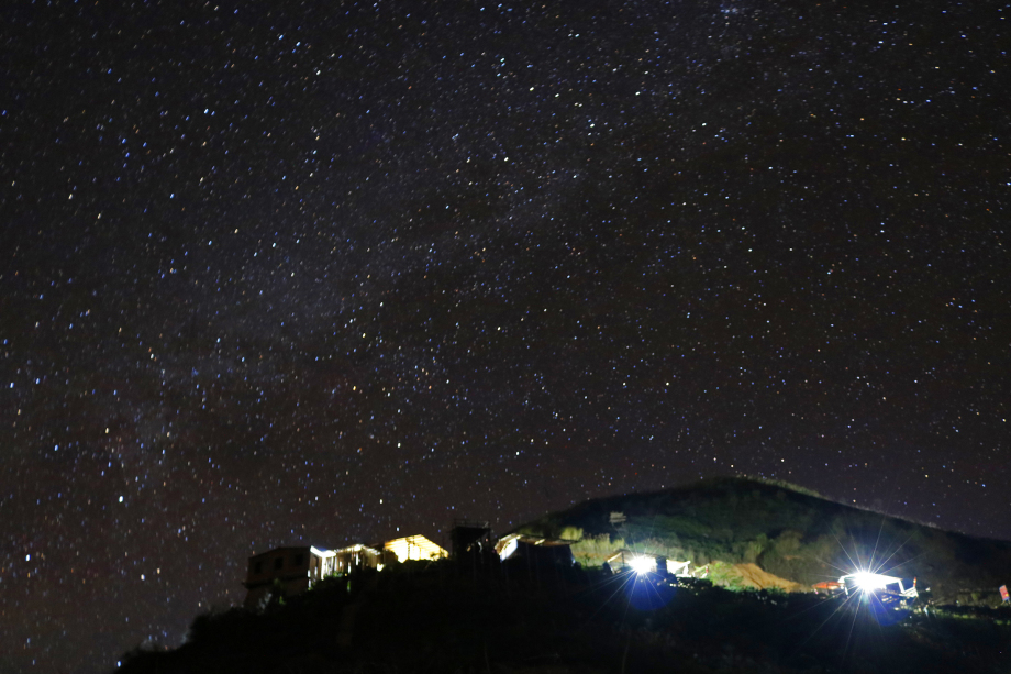 star gazing in the Ta Xua night sky