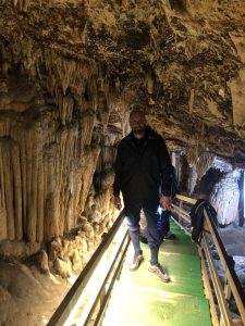 Lung Khuy Cave