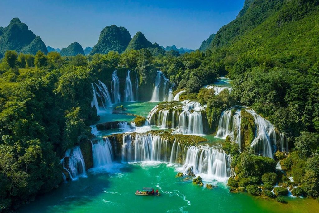 Ban Gioc Waterfall 6 Day Tour Only