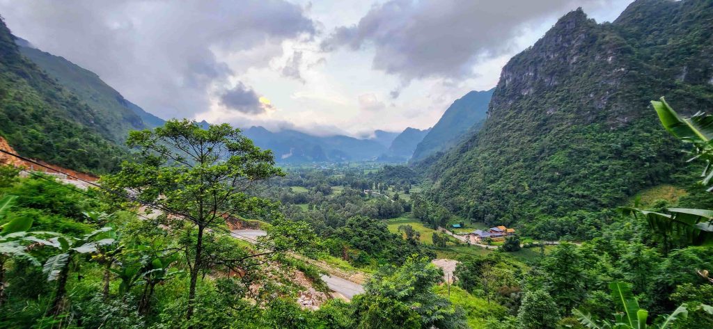 Overnight in Bao Lac min
