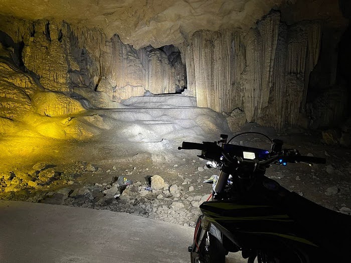 Tham Khach Cave Ride Through a Hidden Valley