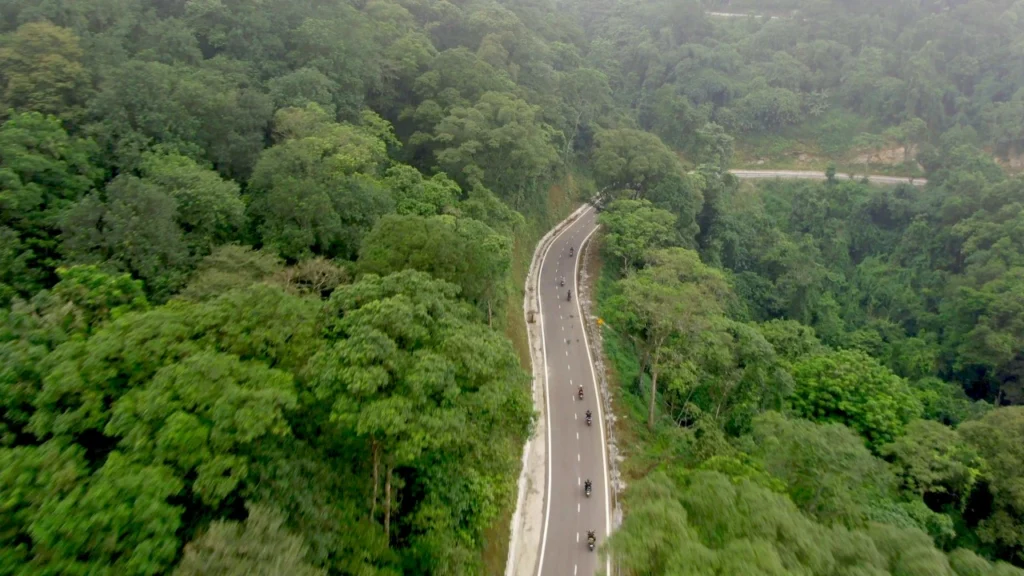 nice road of ba vi national park